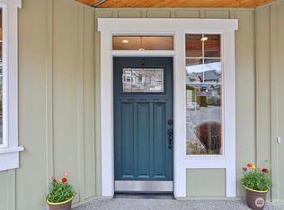 8827 NE 148th Place, Kenmore, WA 98028