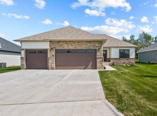 2207 W Mason Pl, Ozark, MO 65721