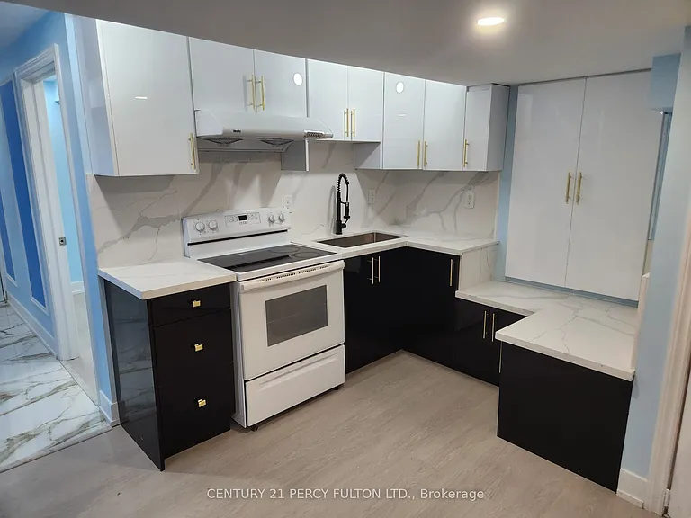 1056 Suddard Ave — Photo 6