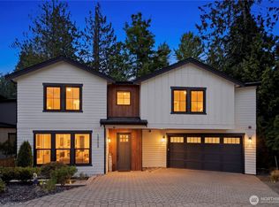 12109 NE 105th St, Kirkland, WA 98033