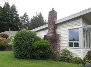 1464 N 14th St, Coos Bay, OR 97420