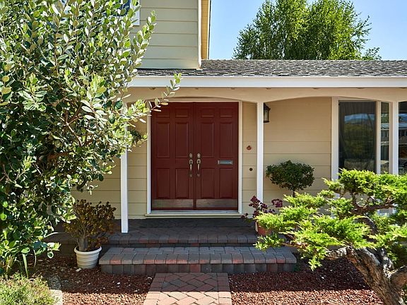 2nd image of 6722 Mount Pakron Dr