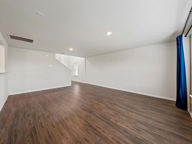 6231 Antares — Photo 10