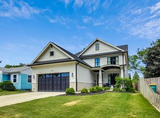 438 S Grace St, Lombard, IL