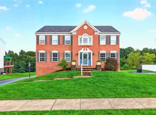 505 Blue Ridge Dr, Coraopolis, PA 15108
