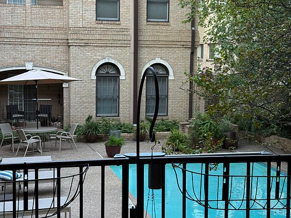 5th image of 1501 W 6th St APT E1