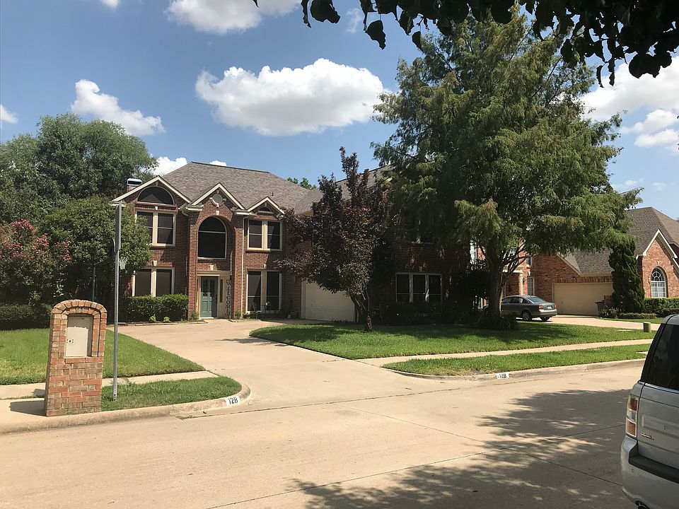 1st image of 128 Hollywood Dr