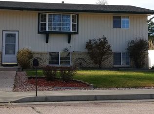 142 Cherry Cir, Fountain, CO 80817