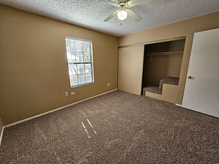 202 Samuel Blvd #3C — Photo 20