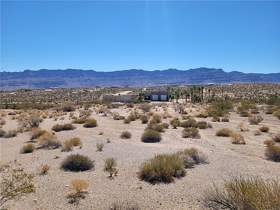 3rd image of 343-21-070A E Pueblo Drive