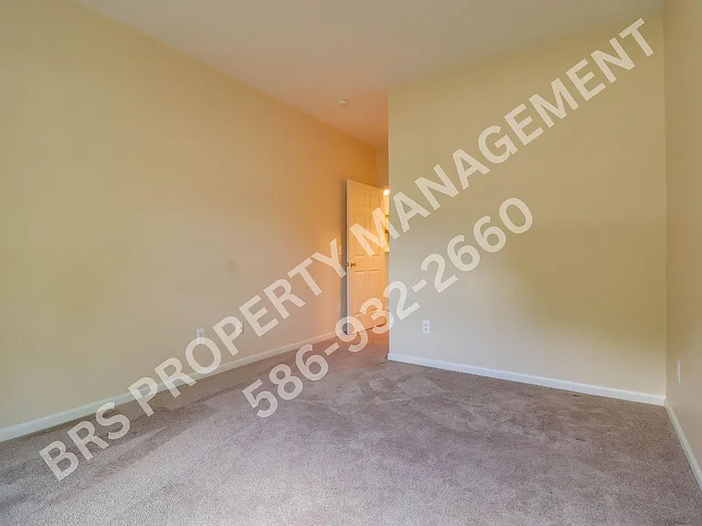 14389 Moravian Manor Cir — Photo 16