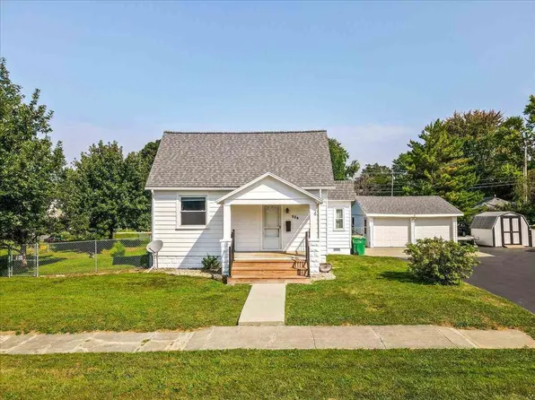 526 E Walnut St, Greentown, IN 46936