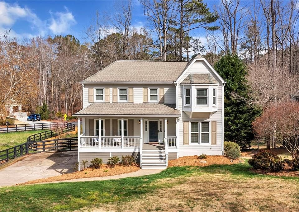 1st image of 3586 Candlewood Trl NE
