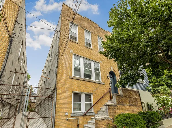 721 E 242nd St, Bronx, NY 10470