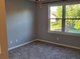 7437 Idledale Rd NE, Cedar Rapids, IA 52402