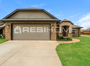 8401 NW 141st Cir, Oklahoma City, OK 73142