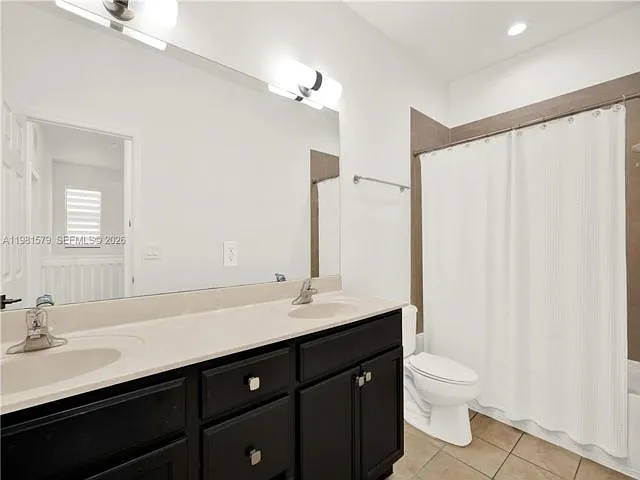 9243 SW 227th Ter — Photo 20