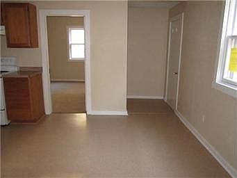 5th image of 215 N Kensington Ave