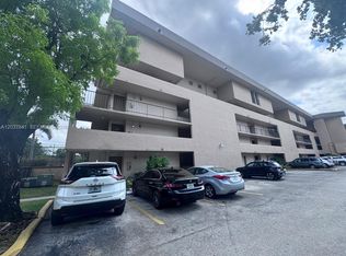 820 NW 87th Ave APT 201, Miami, FL 33172