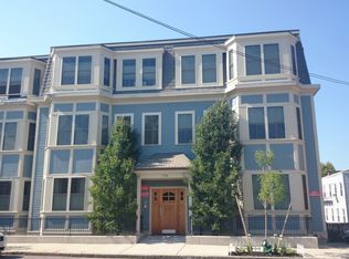 744 1/2 E 3rd St UNIT 1, South Boston, MA 02127