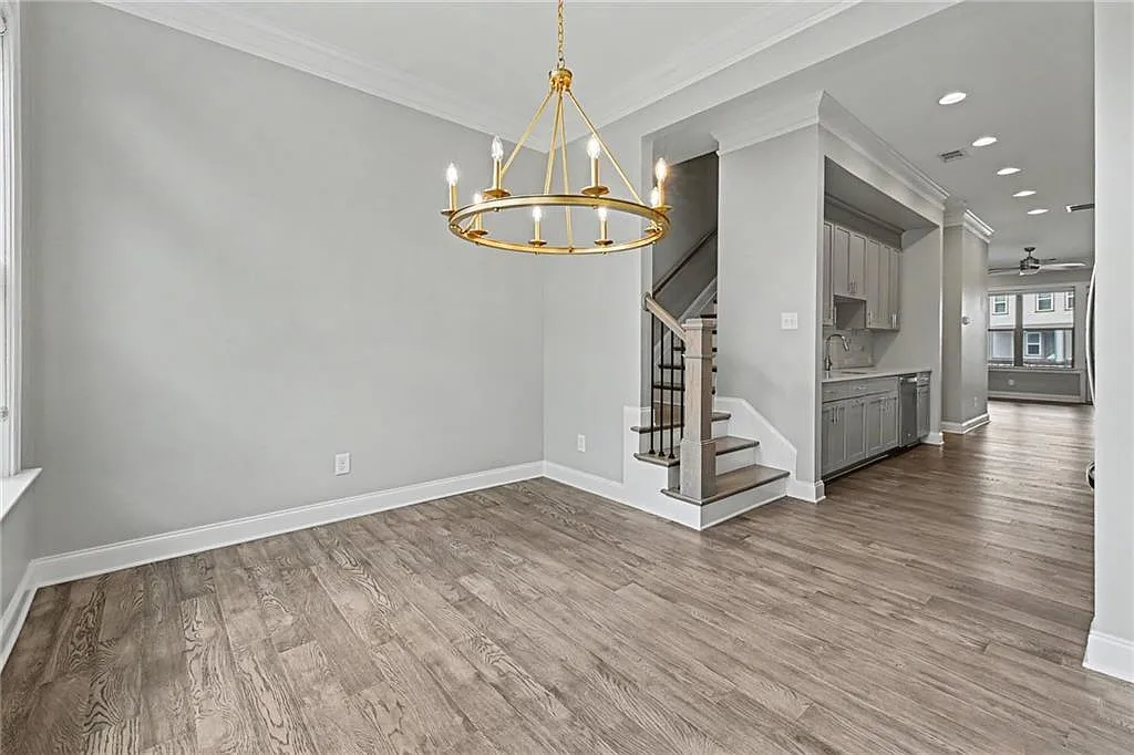 3 bed, 3.5 bath, 2184 sqft, $3,300 — Photo 3