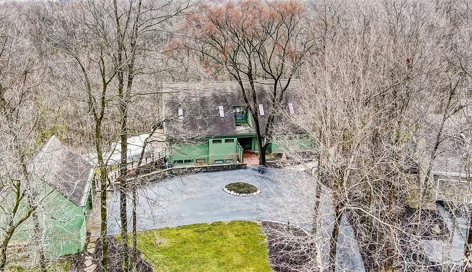 1st image of 4617 Winchester Ct
