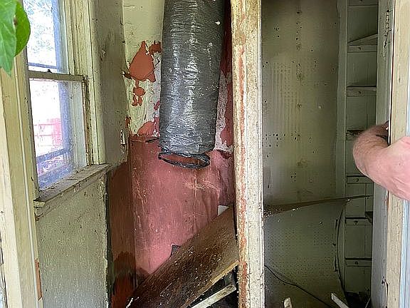 4th image of 2319 N Wolfe St