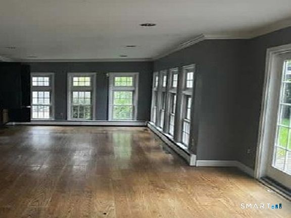 5th image of 49 Pilgrim Road