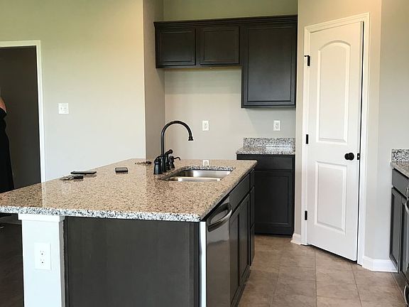 5th image of 3029 Grace Harper Dr