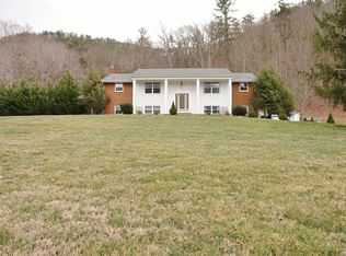 8448 Upper Craigs Creek Rd, Catawba, VA 24070