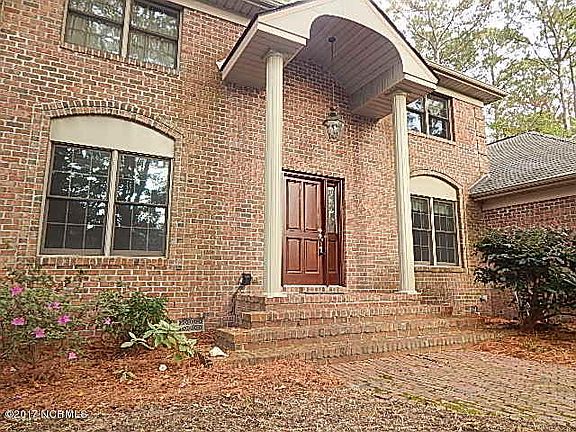 2nd image of 119 Fairway Drive E