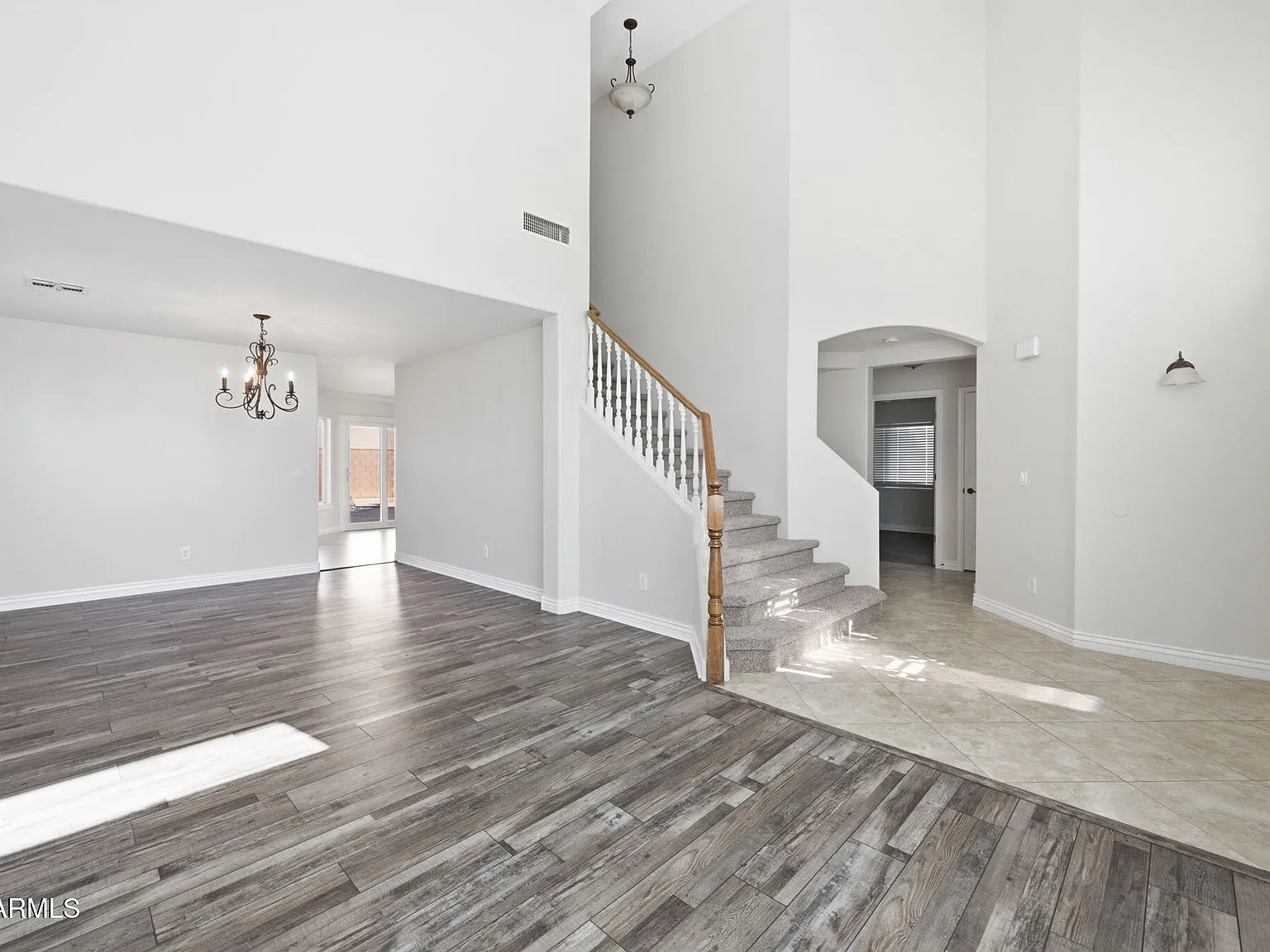 5 bed, 3.0 bath, 2187 sqft, $3,100 — Photo 2