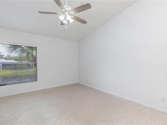 5th image of 24814 Lakemont Cove LN #201