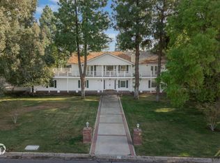 285 Panorama Dr, Bakersfield, CA 93305