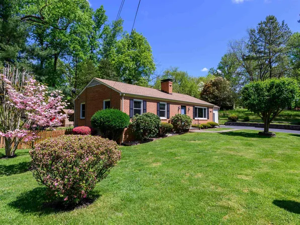 109 Denice Ln, Charlottesville, VA 22901