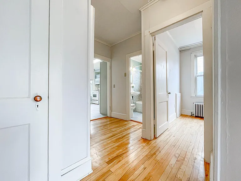 91 Saint Lawrence St #1 — Photo 18