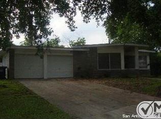 331 E Crestline Dr, San Antonio, TX 78201