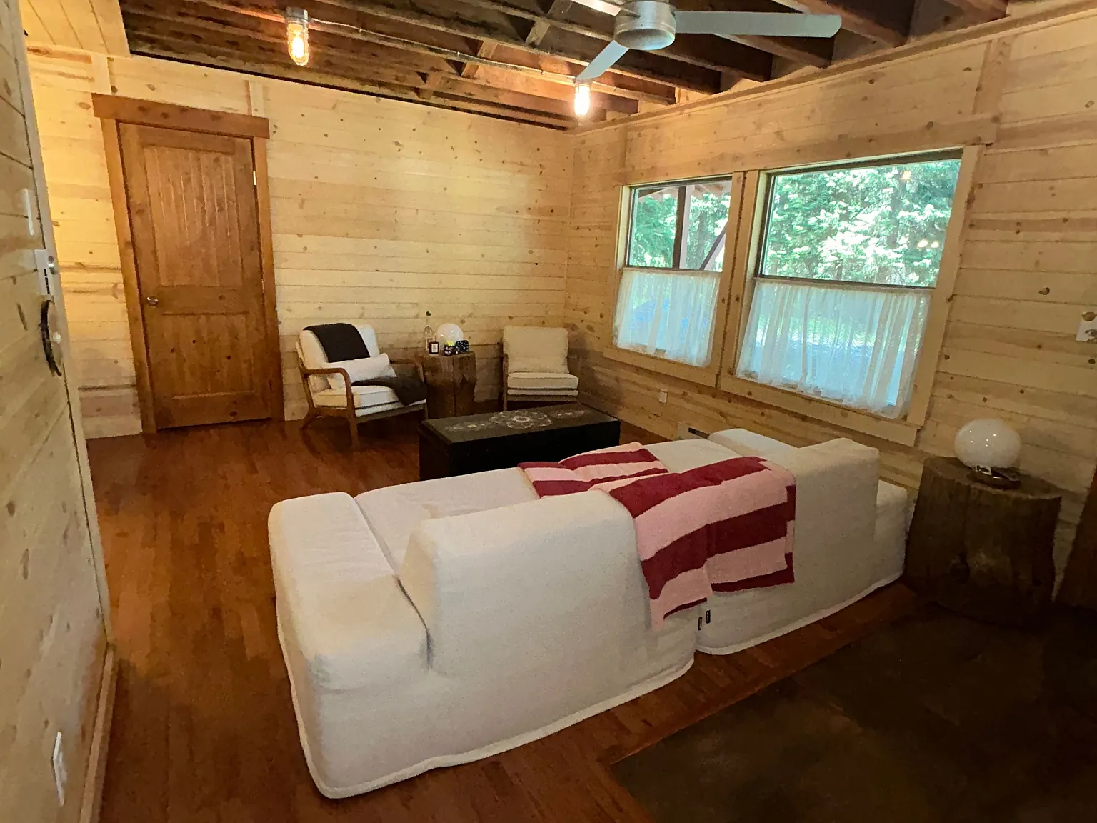 2 bed, 828 sqft, $2,300 — Photo 4