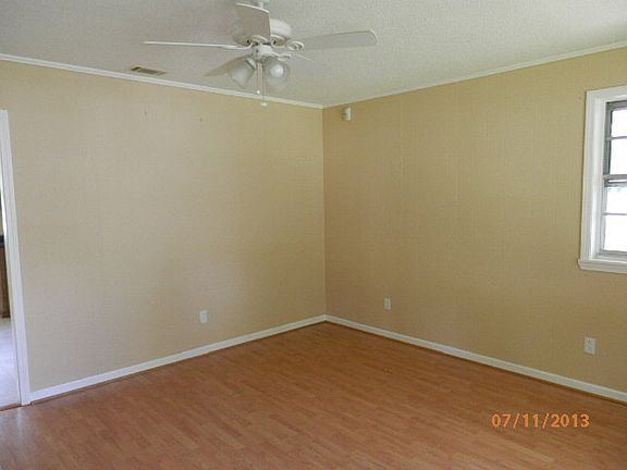 2nd image of 302 Kirkland Ave