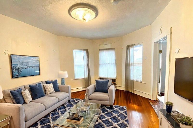 1st image of 34 Darling St #2-A