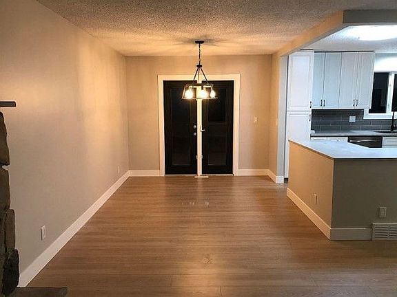 3rd image of 9204 96th Ave