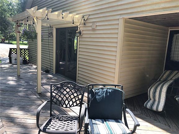 3rd image of 119 Dakota Ln