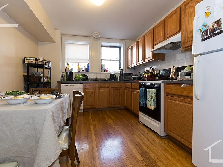22 Glenville Ave #1D — Photo 13