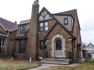 3155 S 17th St, Milwaukee, WI 53215