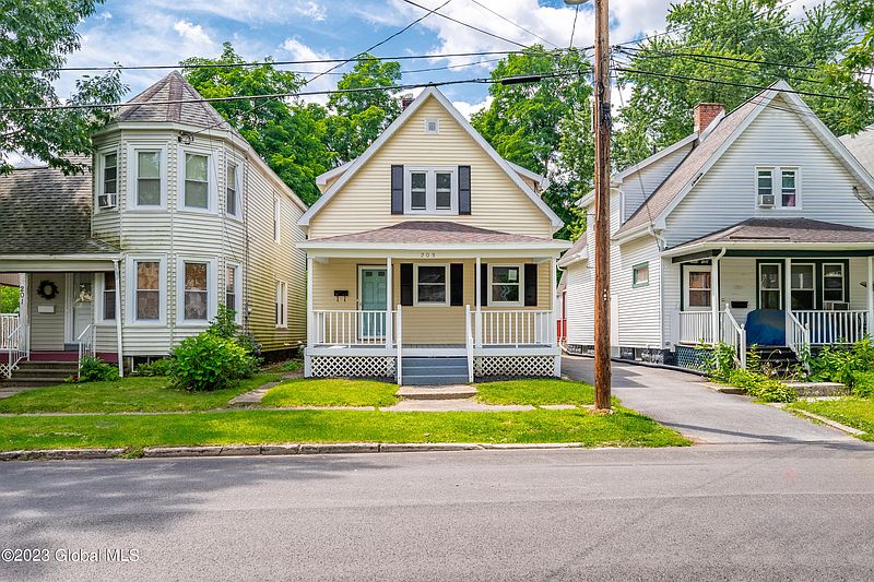 2nd image of 203 Catherine Street