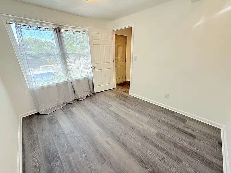 241 Highlawn Ave #1A — Photo 5