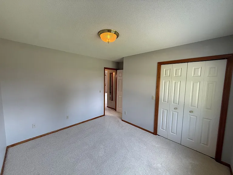 5018 Goldfinch Ln — Photo 19