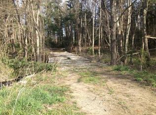 1 Meadowbrook Dr, East Bridgewater, MA 02333
