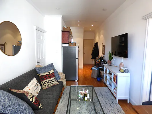 Rented by ArdorNY | media 4