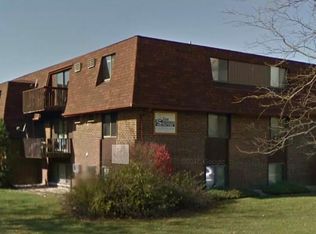 1425 Pioneer Rd APT 5, Crest Hill, IL 60403